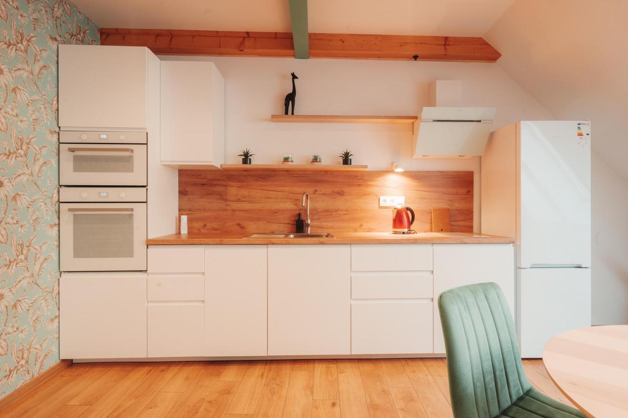 Hviezdoslavova Apartments, Trnava Centre, Parking Available Bagian luar foto