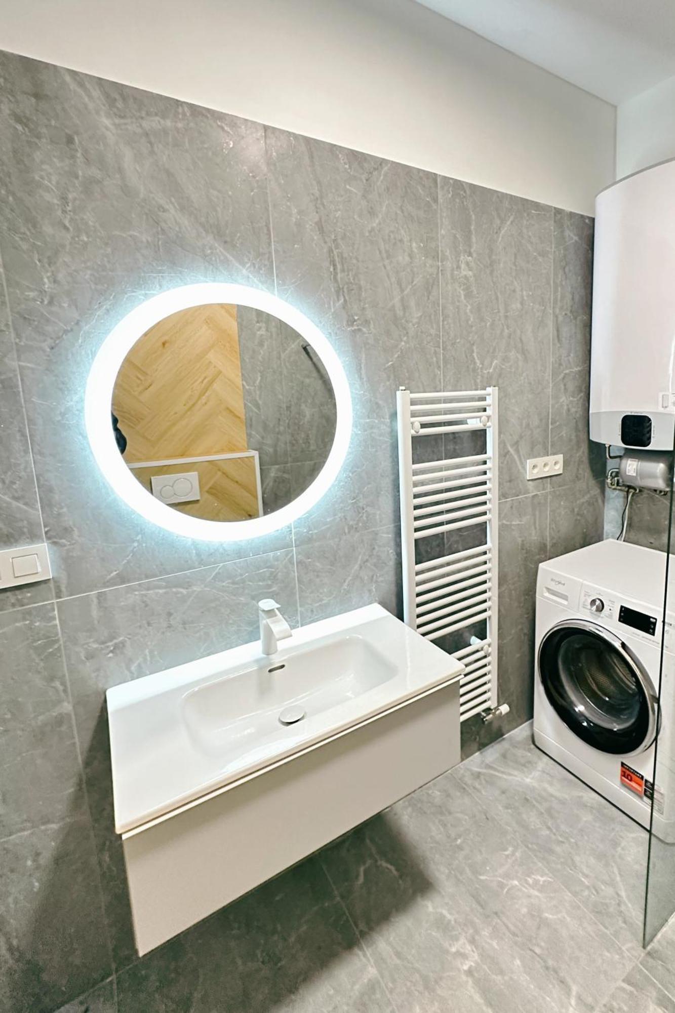 Hviezdoslavova Apartments, Trnava Centre, Parking Available Bagian luar foto